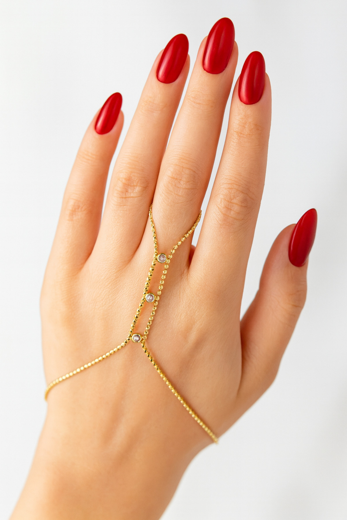 Paslanmaz Çelik Altın Renk Zarif Şahmeran Bileklik – Kadın El Zinciri Takı Modeli