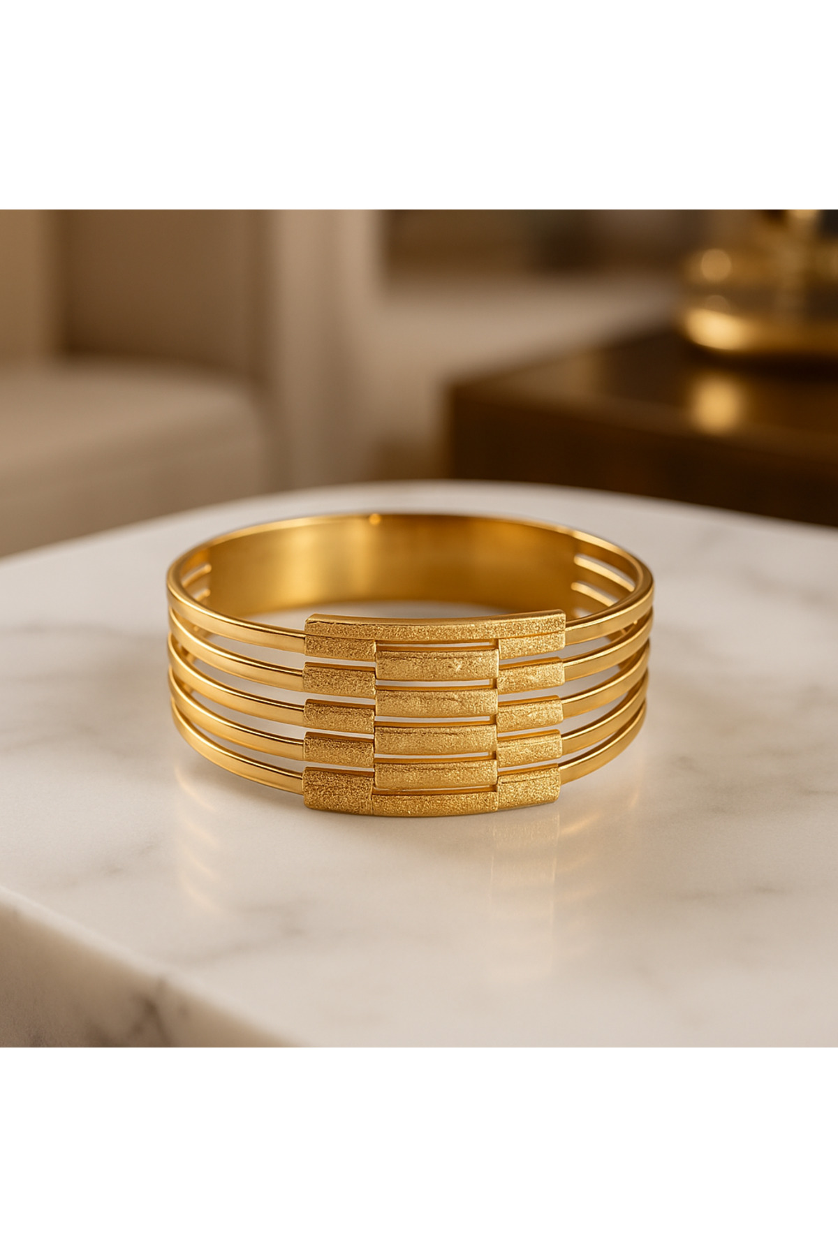 Altın Renkli Kaburga Model Kadın Bilezik – Şık ve Zarif Tasarım, Lüks Görünüm