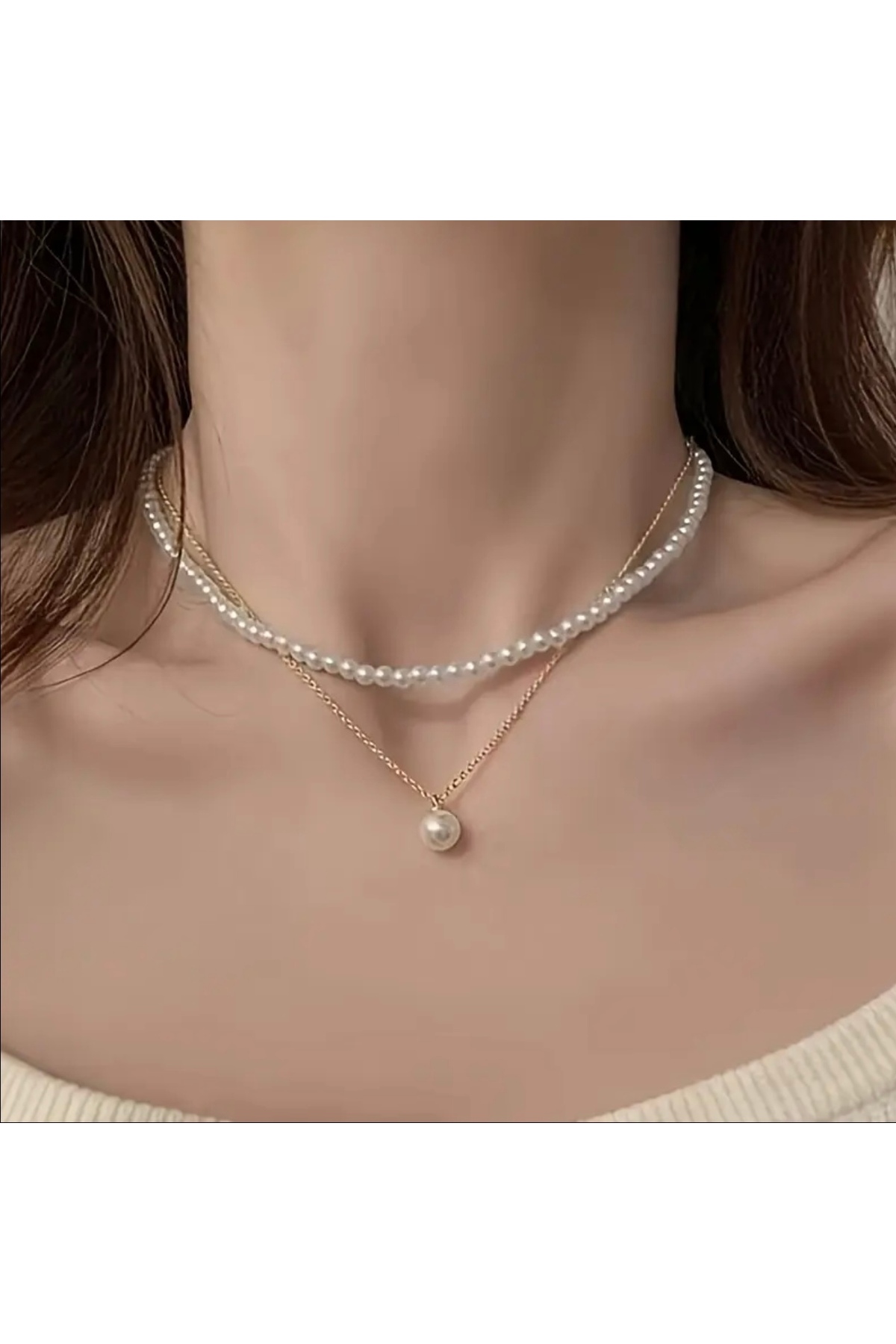 Zarif Çift Katmanlı İnci Kolye – Günlük ve Özel Günler İçin Şık ve Modern Tasarım